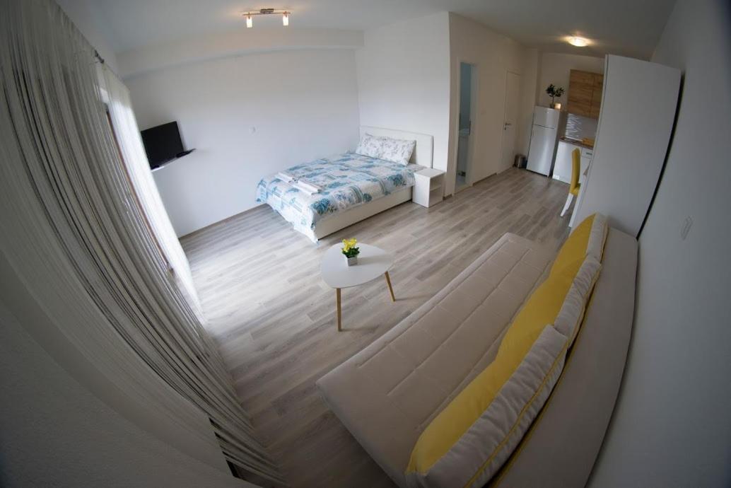 Apartmani Ivkovic+ Trebin Dış mekan fotoğraf