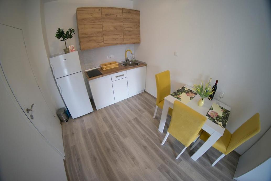 Apartmani Ivkovic+ Trebin Dış mekan fotoğraf
