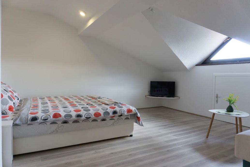 Apartmani Ivkovic+ Trebin Dış mekan fotoğraf